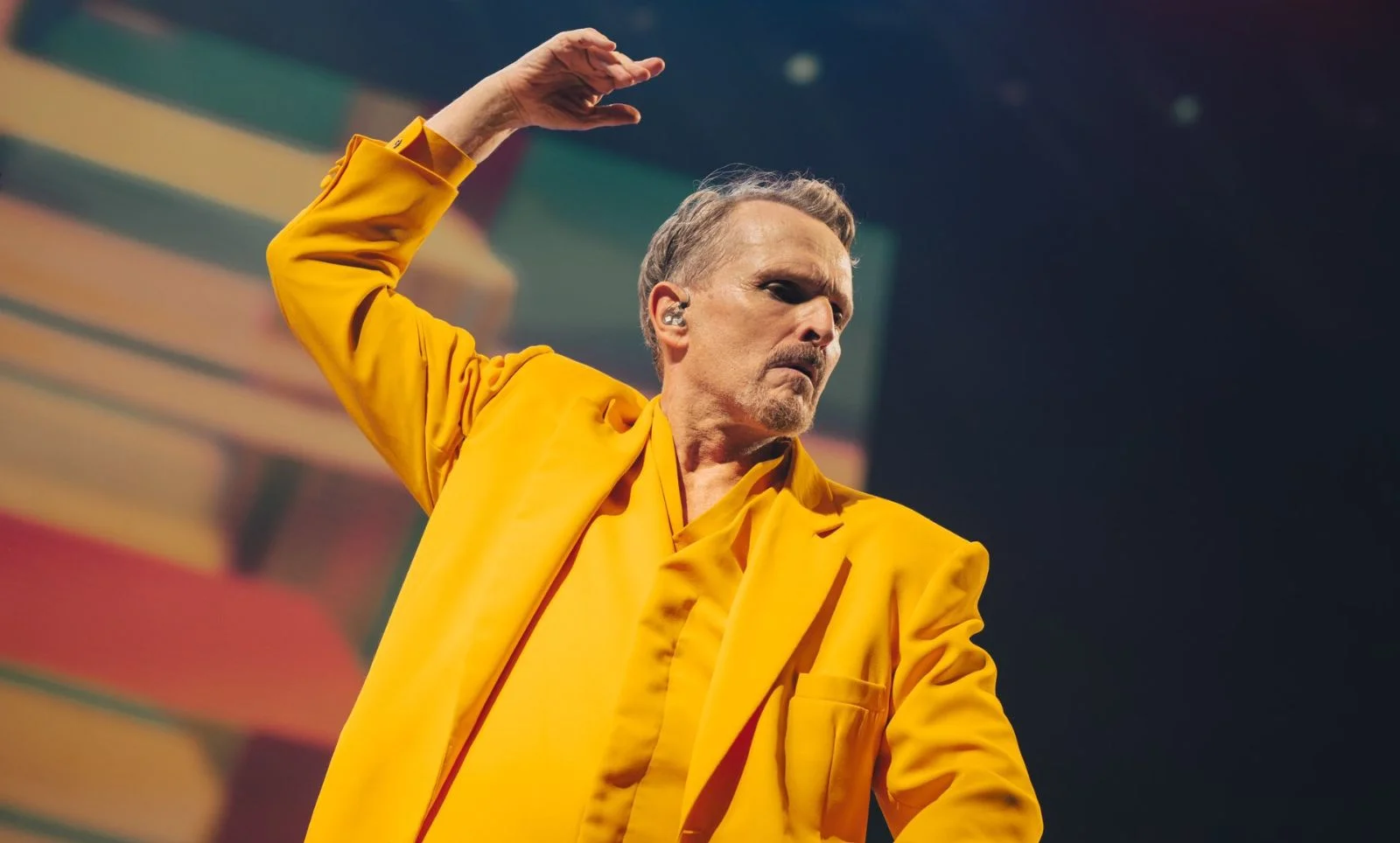 Miguel Bosé - Movistar Arena